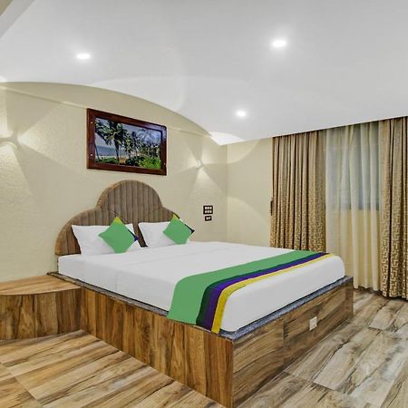 Treebo Majestic Palms, 2 Km From Colva Beach Benaulim Bagian luar foto