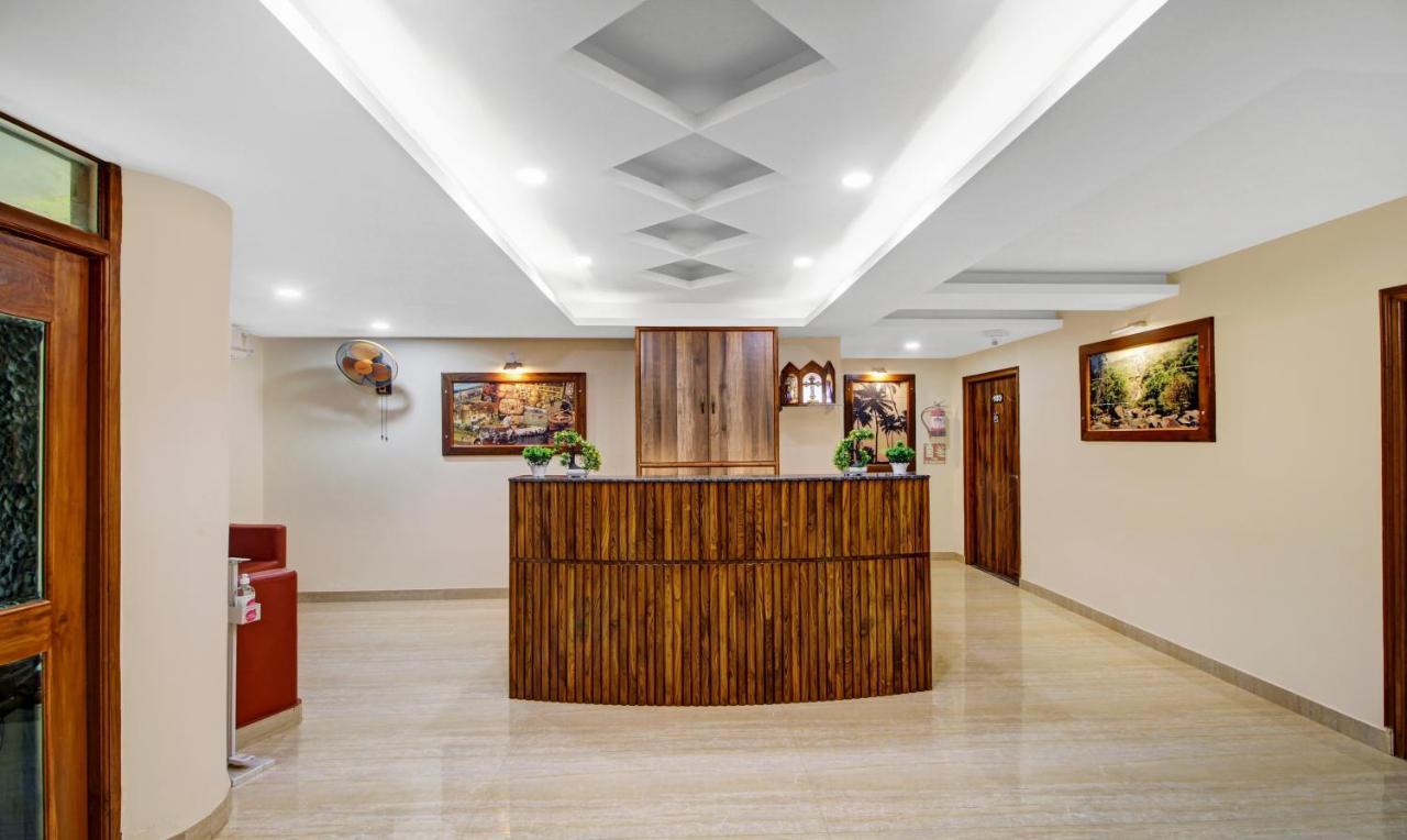 Treebo Majestic Palms, 2 Km From Colva Beach Benaulim Bagian luar foto