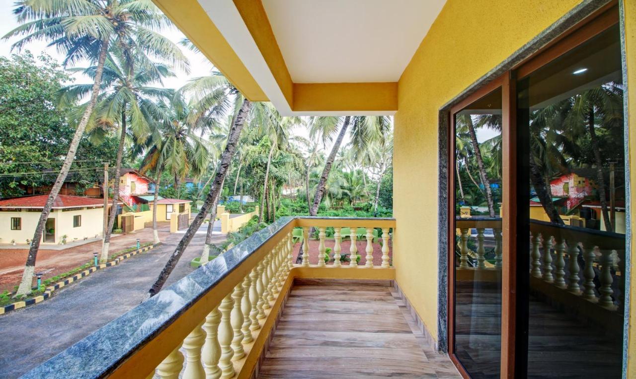 Treebo Majestic Palms, 2 Km From Colva Beach Benaulim Bagian luar foto