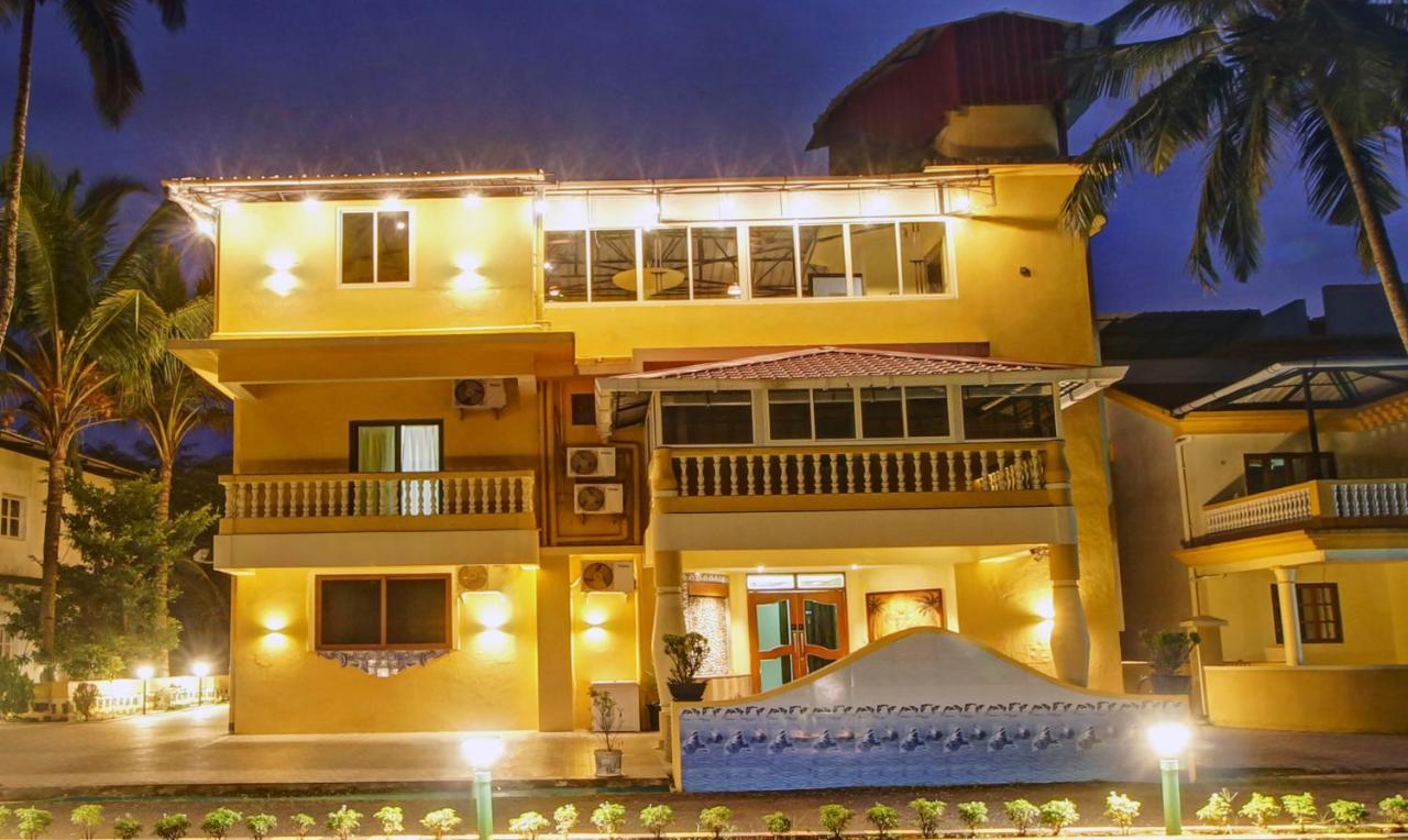 Treebo Majestic Palms, 2 Km From Colva Beach Benaulim Bagian luar foto