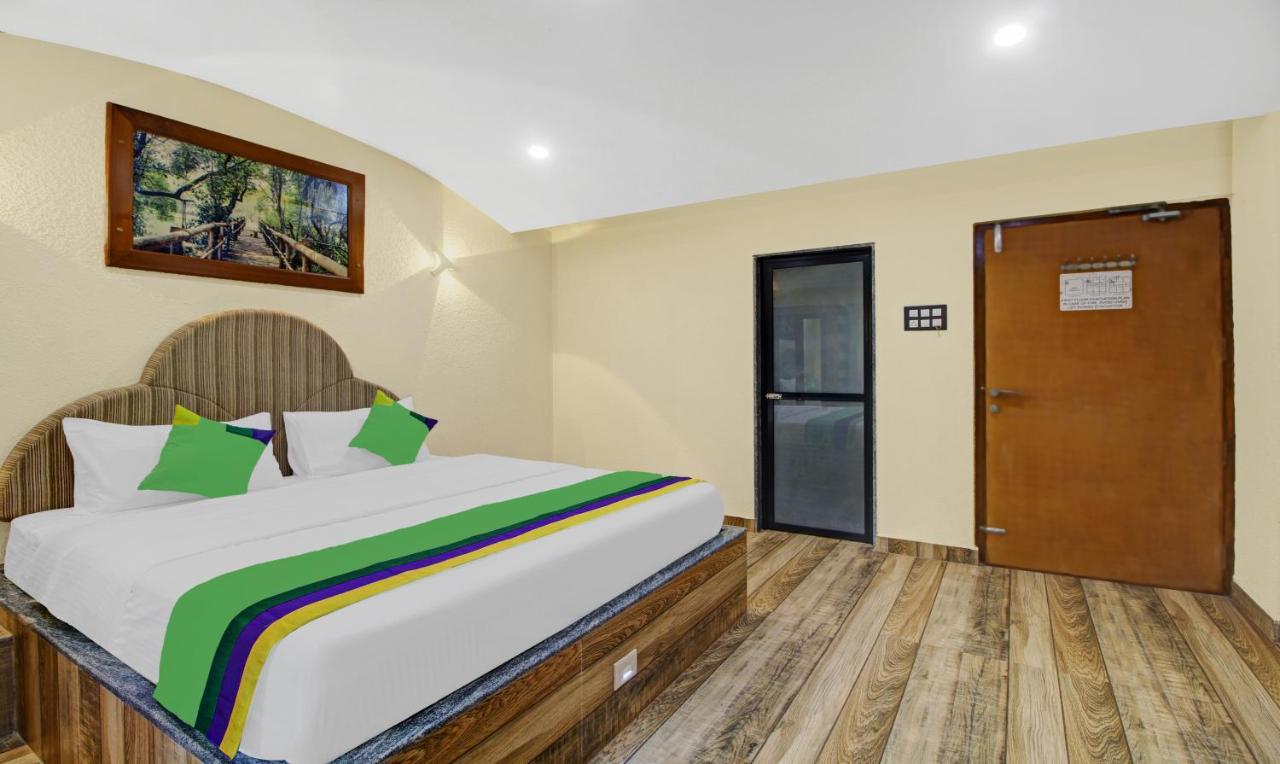 Treebo Majestic Palms, 2 Km From Colva Beach Benaulim Bagian luar foto